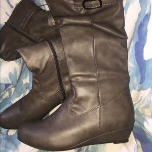 Charcoal boots❣️🖤